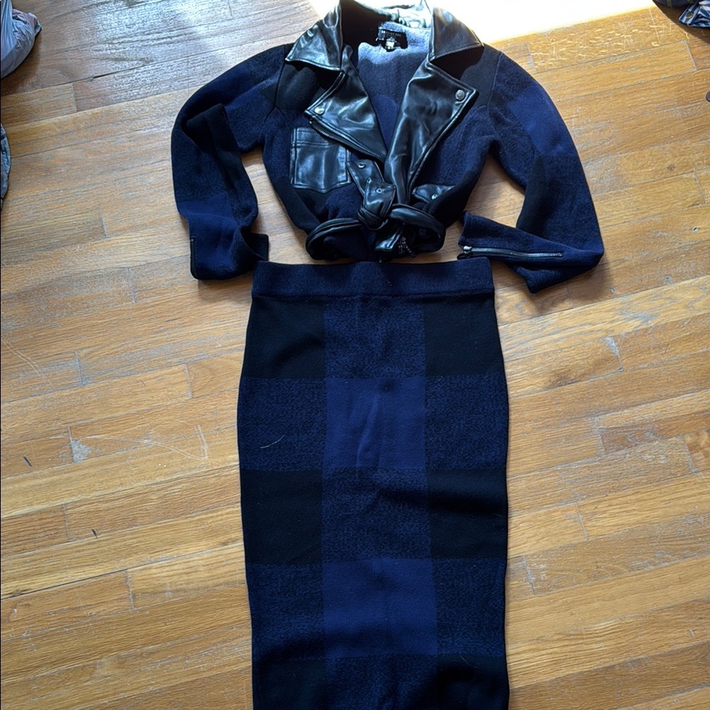 NEVER WORN Blue and Black Plaid Skirt with jacket L. 2 pieces for this low price